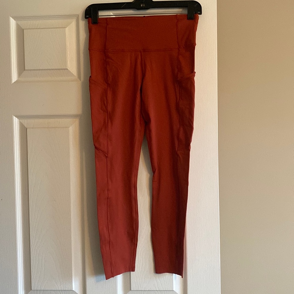 Lululemon Fast and Free leggings